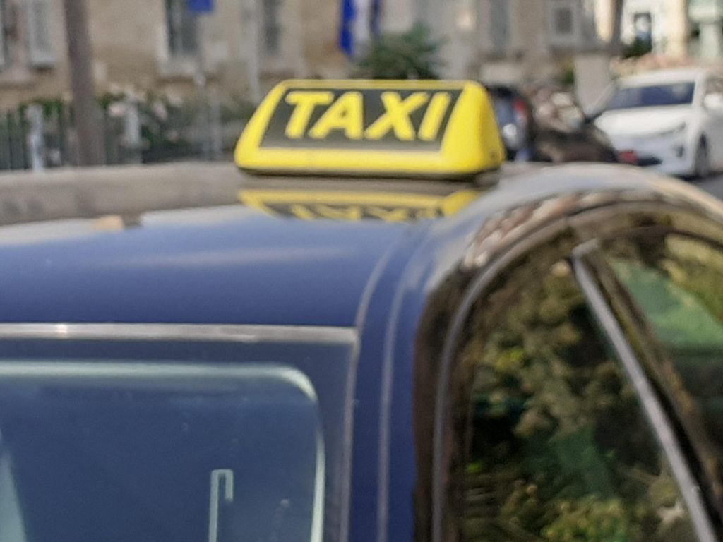 Taxi Drivers Stage Strike in Cyprus Over ‘Pirate’ Cabs and Industry Pressures
